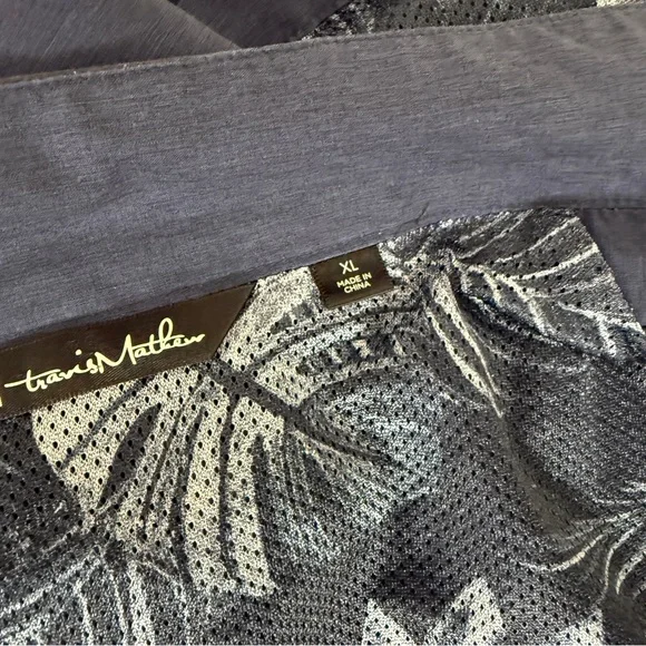 Travis Mathew Future Primitive Golf Jacket
Men’s XL | Navy and Black - Picture 11 of 12